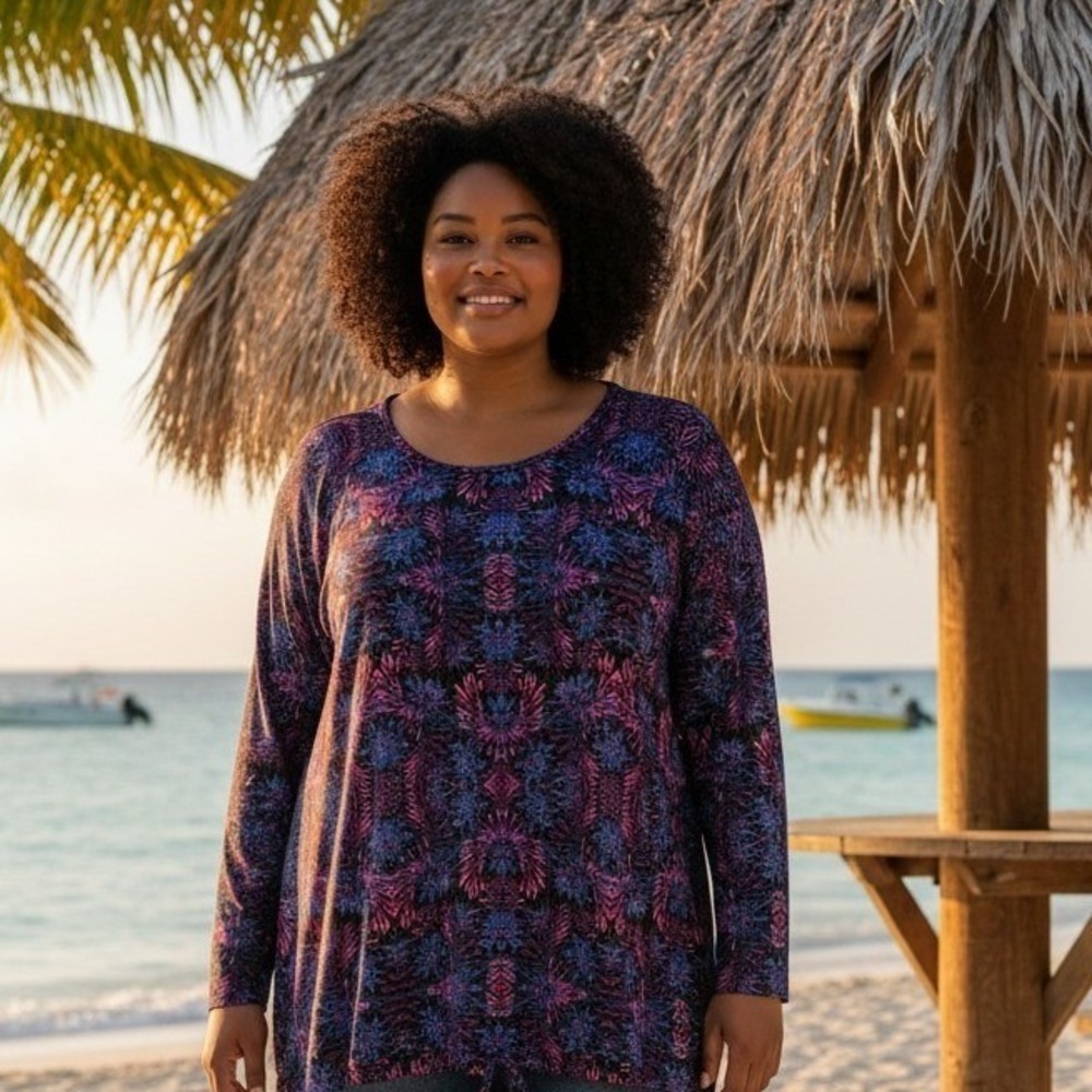 Rhonda Shear Retreat Womens 1X Top Long Sleeve Geometric Print Drawstring Hem